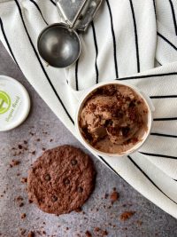 Organic Cookies and Cream (Chocolate) Ice Cream 450ml by Vegan heart
